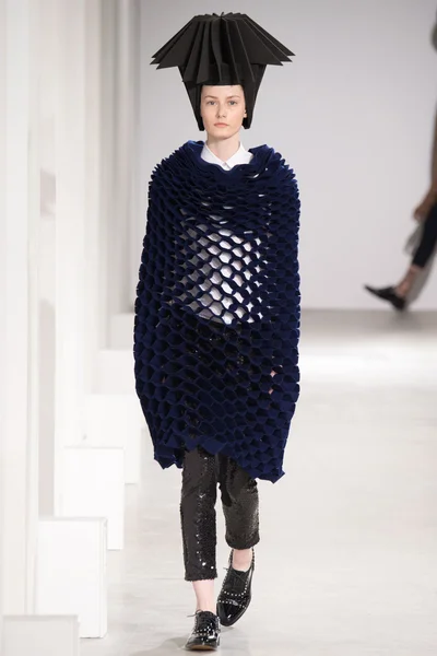 Look 33